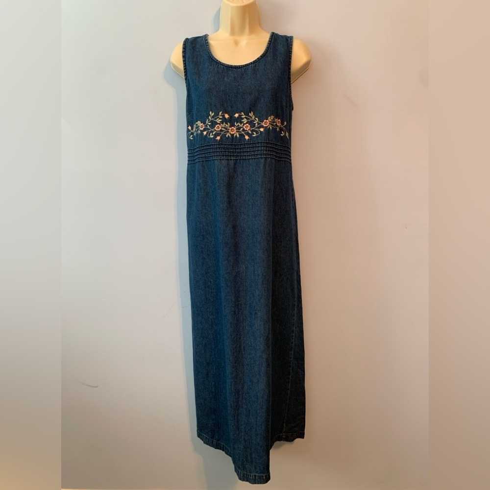 Erika Dark Blue Denim sleeveless Maxi Dress with Floral Embroidery cotton med - Picture 2 of 9